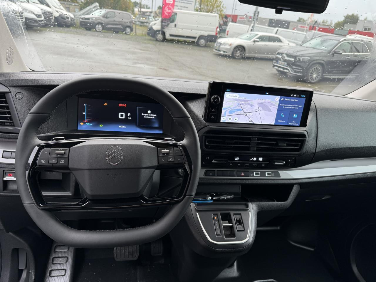 Citroen Jumpy M 2.0 BLUEHDI 180CH S&S CABINE APPROFONDIE FIXE EAT8 - כלי רכב מסחרי קומבי: תמונה 3 Citroen Jumpy M 2.0 BLUEHDI 180CH S&S CABINE APPROFONDIE FIXE EAT8 - כלי רכב מסחרי קומבי: תמונה 3