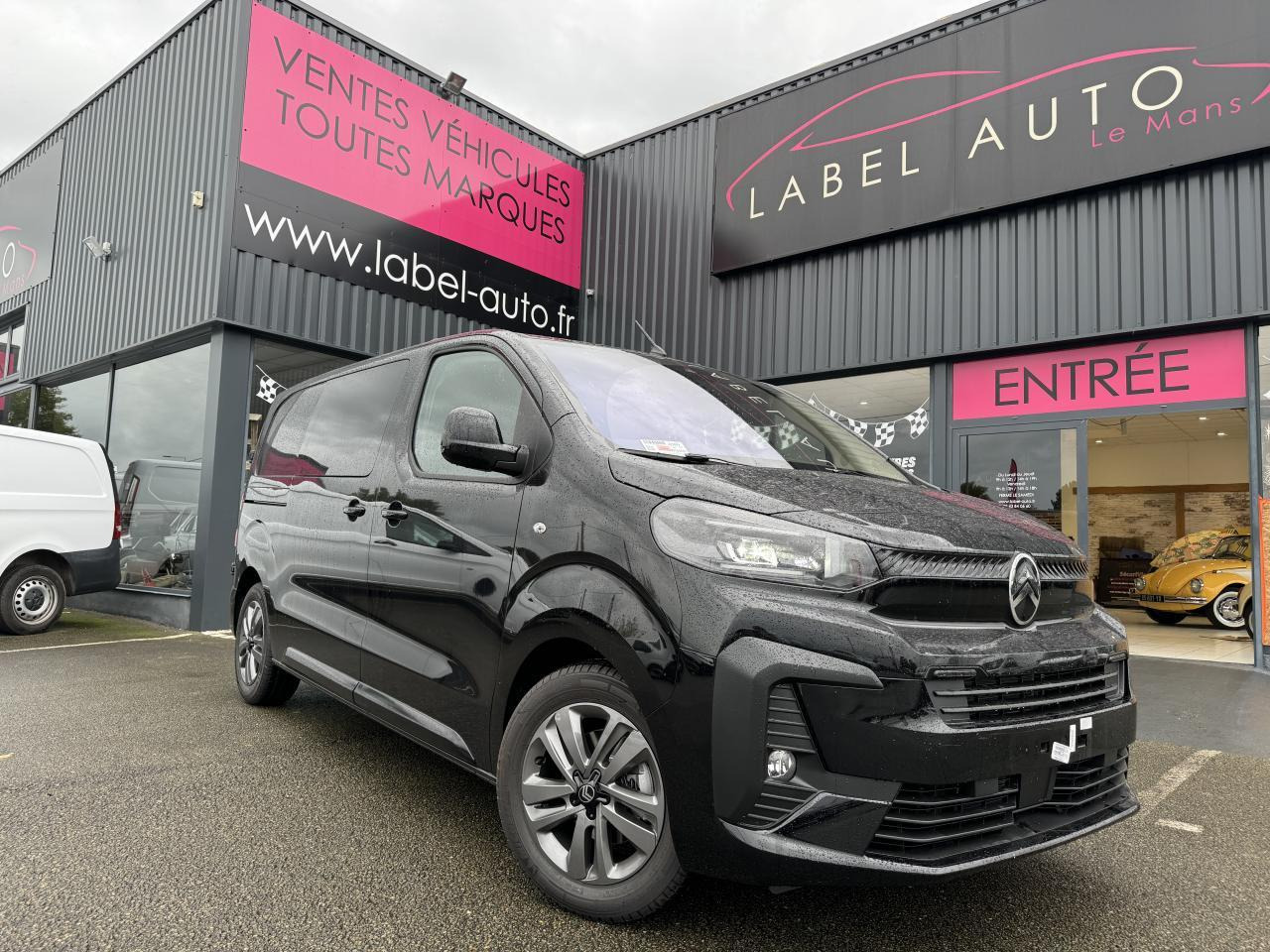 Citroen Jumpy M 2.0 BLUEHDI 180CH S&S CABINE APPROFONDIE FIXE EAT8 - כלי רכב מסחרי קומבי: תמונה 4 Citroen Jumpy M 2.0 BLUEHDI 180CH S&S CABINE APPROFONDIE FIXE EAT8 - כלי רכב מסחרי קומבי: תמונה 4