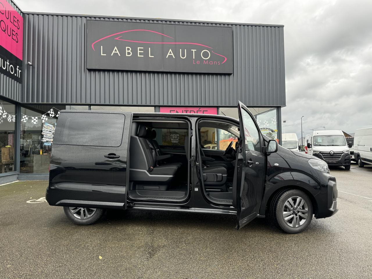 Citroen Jumpy M 2.0 BLUEHDI 180CH S&S CABINE APPROFONDIE FIXE EAT8 - כלי רכב מסחרי קומבי: תמונה 1 Citroen Jumpy M 2.0 BLUEHDI 180CH S&S CABINE APPROFONDIE FIXE EAT8 - כלי רכב מסחרי קומבי: תמונה 1