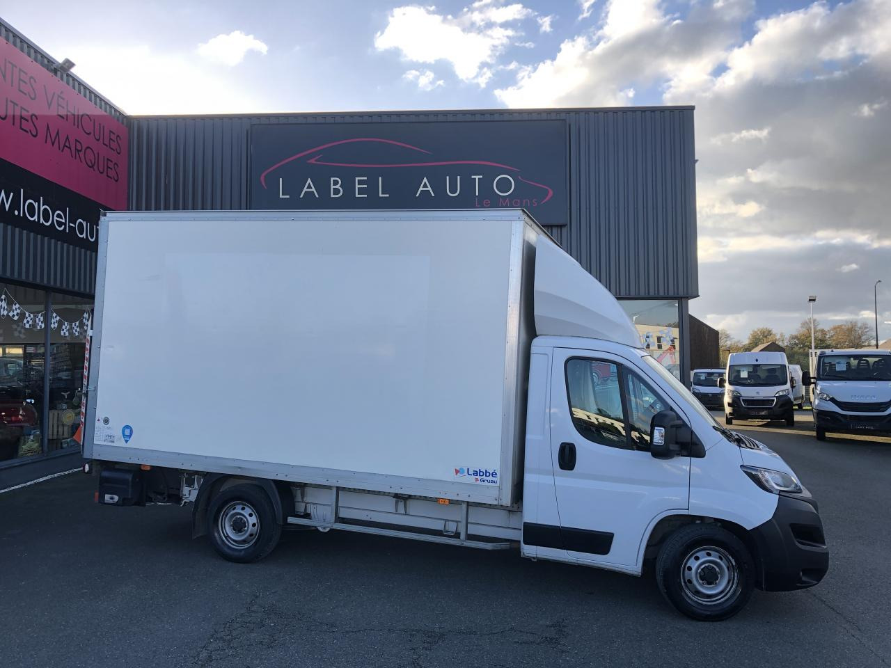 FIAT DUCATO 3T5 CAISSE + HAYON 2.3 MJT 140CH - כלי רכב מסחרי עם תיבה: תמונה 1 FIAT DUCATO 3T5 CAISSE + HAYON 2.3 MJT 140CH - כלי רכב מסחרי עם תיבה: תמונה 1