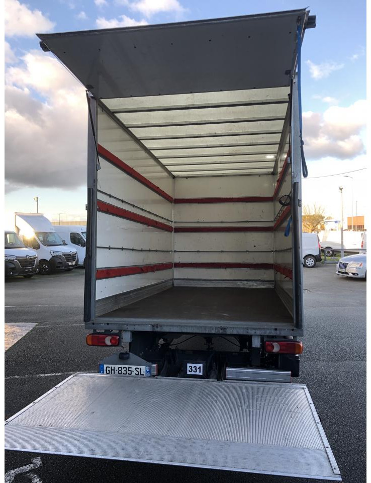 FIAT DUCATO 3T5 CAISSE + HAYON 2.3 MJT 140CH - כלי רכב מסחרי עם תיבה: תמונה 4 FIAT DUCATO 3T5 CAISSE + HAYON 2.3 MJT 140CH - כלי רכב מסחרי עם תיבה: תמונה 4
