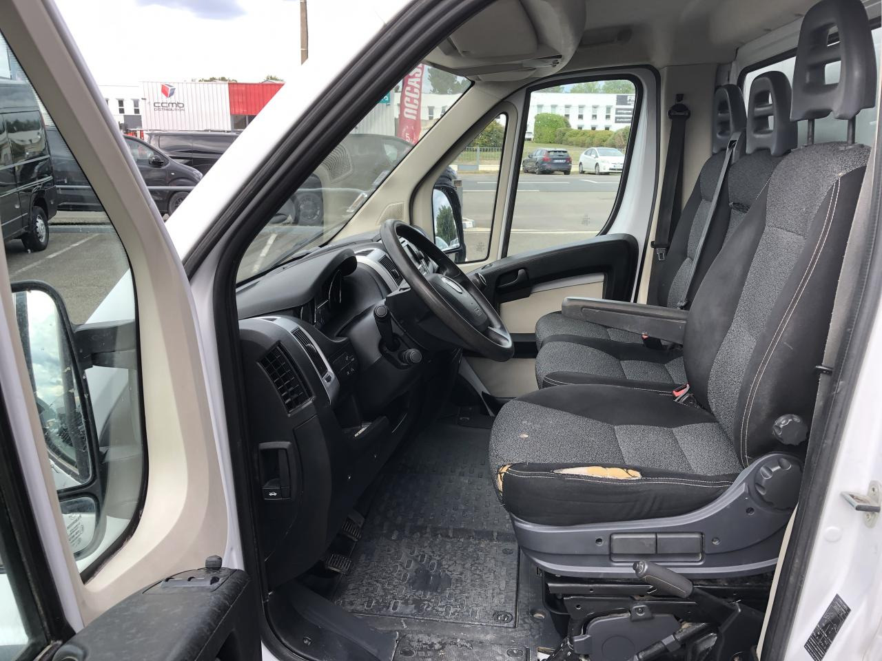 FIAT DUCATO 3T5 MAXI BENNE + COFFRE 2.3 JTD 130 CH PACK PRO NAV - כלי רכב מסחרי מזהיר: תמונה 5 FIAT DUCATO 3T5 MAXI BENNE + COFFRE 2.3 JTD 130 CH PACK PRO NAV - כלי רכב מסחרי מזהיר: תמונה 5