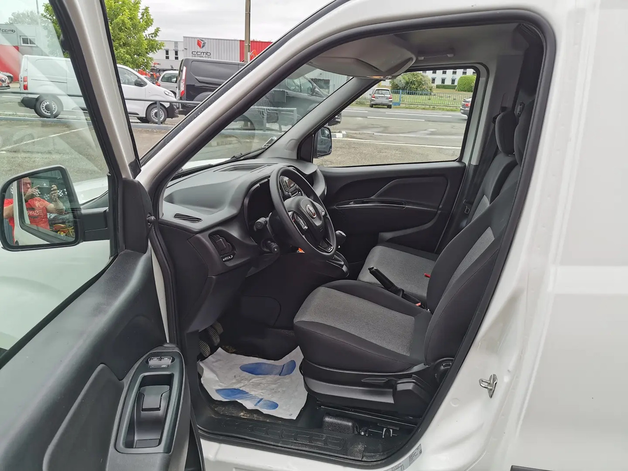 Fiat Doblo Cargo 1.3 MULTIJET 95CH PACK PRO NAV E6D - כלי רכב מסחרי קטן: תמונה 5 Fiat Doblo Cargo 1.3 MULTIJET 95CH PACK PRO NAV E6D - כלי רכב מסחרי קטן: תמונה 5