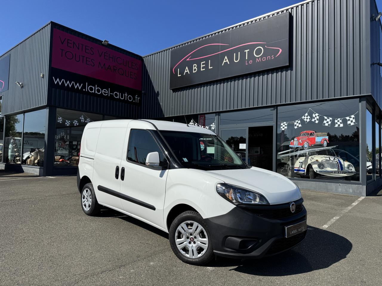 כלי רכב מסחרי קטן Fiat Doblo Cargo 1.3 MULTIJET 95CH PACK TRIO NAV E6D: תמונה 1