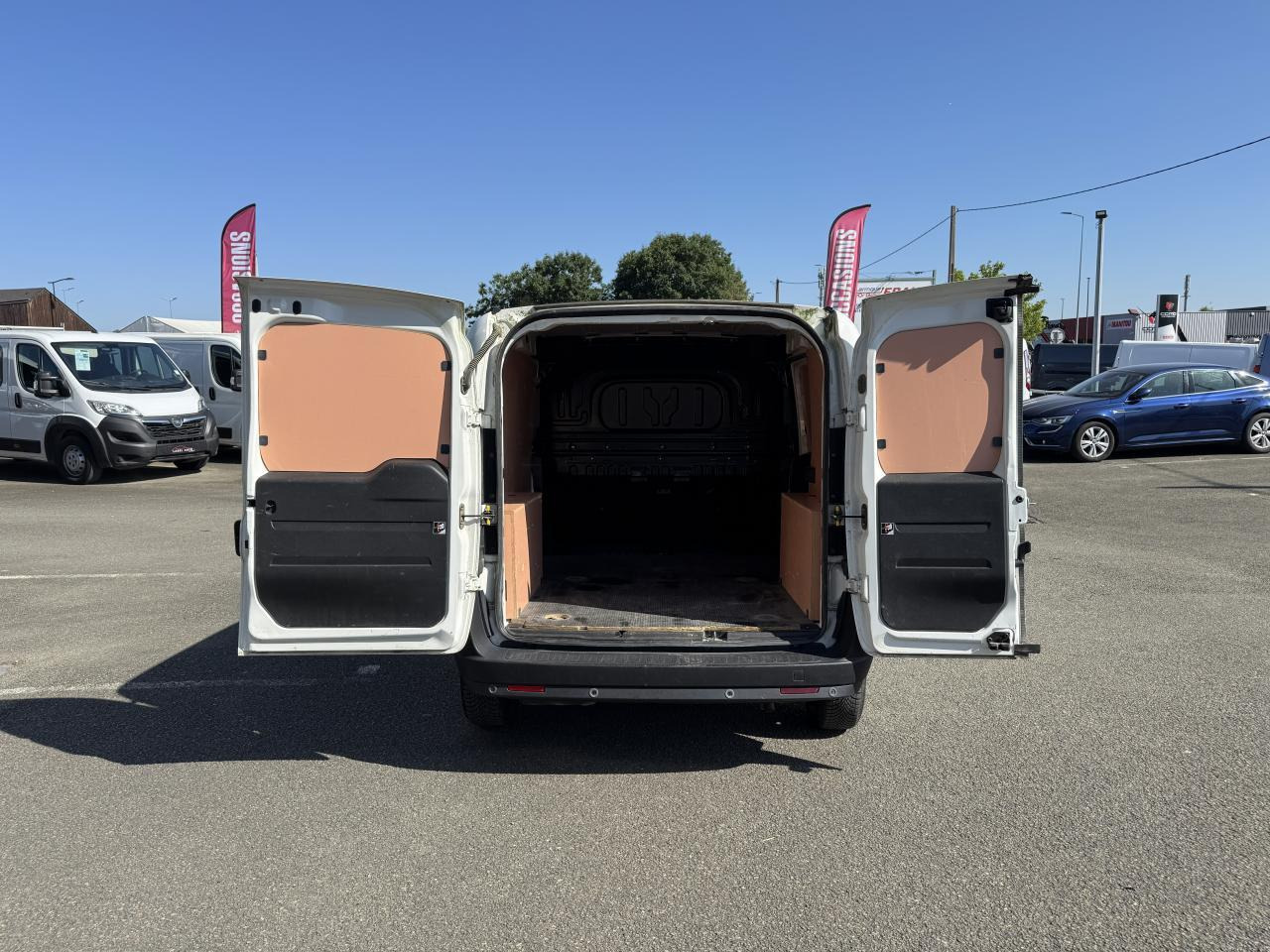 Fiat Doblo Cargo 1.3 MULTIJET 95CH PACK TRIO NAV E6D - כלי רכב מסחרי קטן: תמונה 2 Fiat Doblo Cargo 1.3 MULTIJET 95CH PACK TRIO NAV E6D - כלי רכב מסחרי קטן: תמונה 2