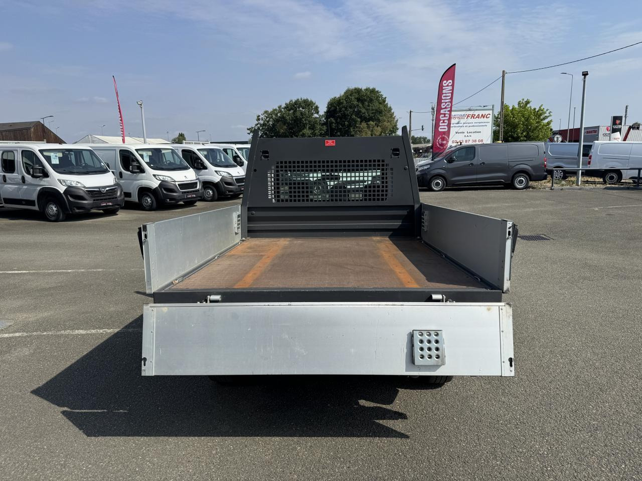 Fiat Doblo Cargo Cargo 1.6 Multijet 16V 105 ch WORK UP PLATEAU Pro Lounge - כלי רכב מסחרי במיטה שטוחה: תמונה 4 Fiat Doblo Cargo Cargo 1.6 Multijet 16V 105 ch WORK UP PLATEAU Pro Lounge - כלי רכב מסחרי במיטה שטוחה: תמונה 4