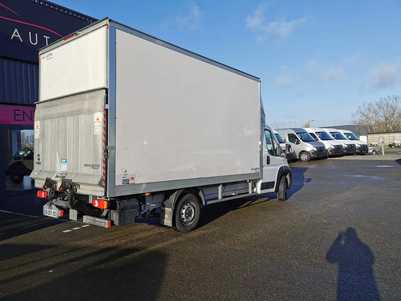 Fiat Ducato 3.5 L H3-POWER 140CH MAXI HEAVY DUTY CAISSE 20M³ + HAYON 750KG + AUVENT PACK PRO - כלי רכב מסחרי עם תיבה: תמונה 5 Fiat Ducato 3.5 L H3-POWER 140CH MAXI HEAVY DUTY CAISSE 20M³ + HAYON 750KG + AUVENT PACK PRO - כלי רכב מסחרי עם תיבה: תמונה 5