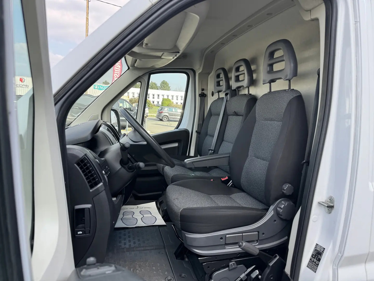Fiat Ducato 3.5 MAXI HD XL H2 2.3 MULTIJET 160CH EVOLUZIONE - כלי רכב מסחרי עם לוח: תמונה 4 Fiat Ducato 3.5 MAXI HD XL H2 2.3 MULTIJET 160CH EVOLUZIONE - כלי רכב מסחרי עם לוח: תמונה 4