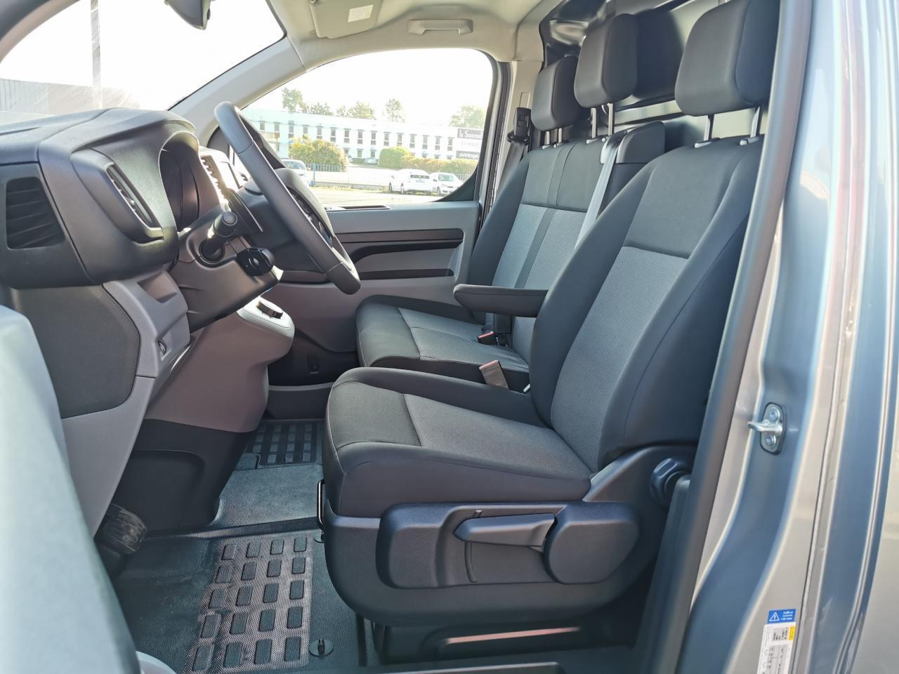 Fiat Scudo XL 2.0 BlueHDi - 145 III 2022 FOURGON Fourgon XL PHASE 1 - כלי רכב מסחרי עם לוח: תמונה 5 Fiat Scudo XL 2.0 BlueHDi - 145 III 2022 FOURGON Fourgon XL PHASE 1 - כלי רכב מסחרי עם לוח: תמונה 5