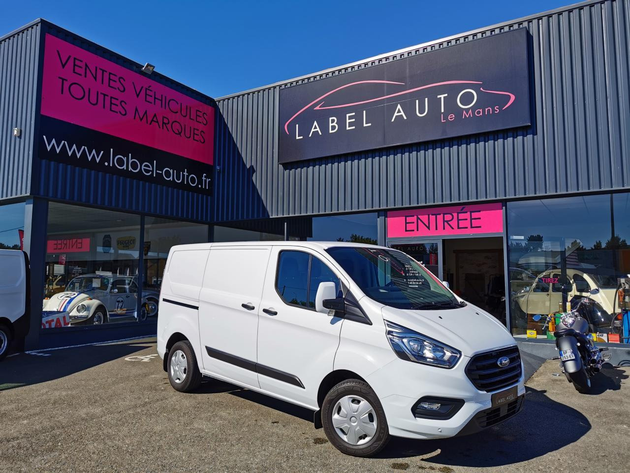Ford Transit Custom 2.0 ECOBLUE MHEV - 130CH TREND BUSINESS - כלי רכב מסחרי קטן: תמונה 1 Ford Transit Custom 2.0 ECOBLUE MHEV - 130CH TREND BUSINESS - כלי רכב מסחרי קטן: תמונה 1