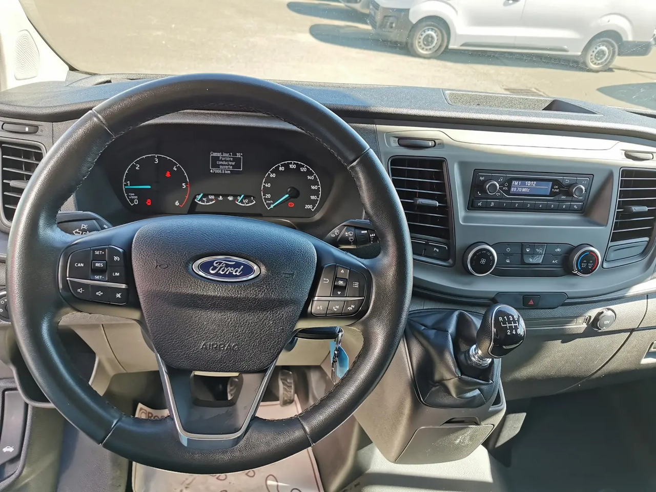 Ford Transit Custom 280 L1H1 2.0 ECOBLUE 130 S&S TREND BUSINESS BVA6 - כלי רכב מסחרי עם לוח: תמונה 4 Ford Transit Custom 280 L1H1 2.0 ECOBLUE 130 S&S TREND BUSINESS BVA6 - כלי רכב מסחרי עם לוח: תמונה 4