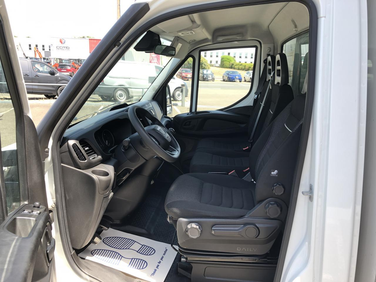 Iveco Daily 35 C 16 CAISSE HAYON 20M3 - כלי רכב מסחרי עם תיבה: תמונה 5 Iveco Daily 35 C 16 CAISSE HAYON 20M3 - כלי רכב מסחרי עם תיבה: תמונה 5