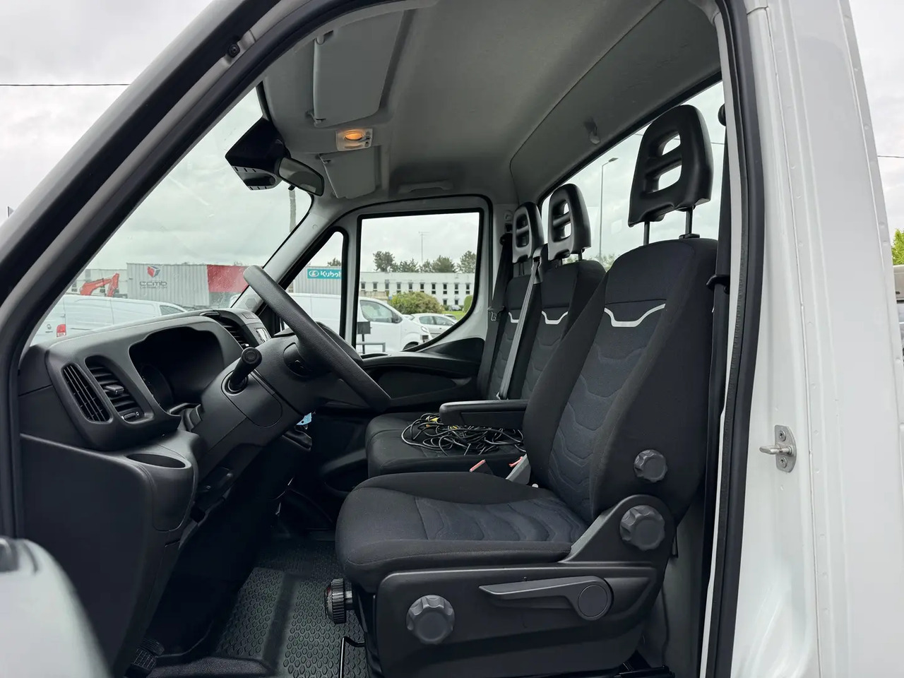 Iveco Daily 35C16H3.0 EMPATTEMENT 4100 - משאית גרירה: תמונה 5 Iveco Daily 35C16H3.0 EMPATTEMENT 4100 - משאית גרירה: תמונה 5