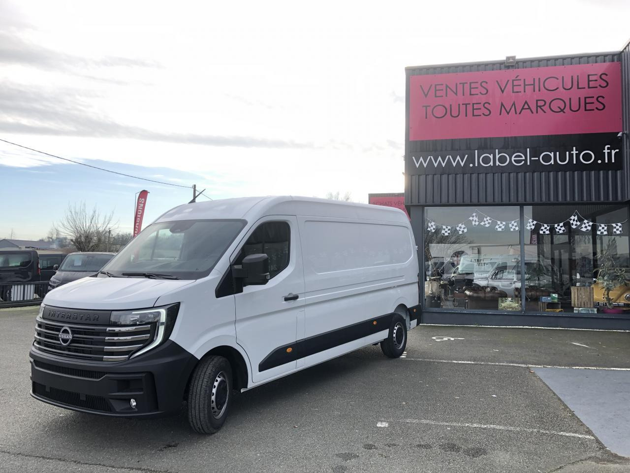 Nissan Interstar L3H2 3T5 2.0 DCI 150CH EURO6E N-CONNECTA GARANTIE 5 ANS ! - כלי רכב מסחרי עם לוח: תמונה 5 Nissan Interstar L3H2 3T5 2.0 DCI 150CH EURO6E N-CONNECTA GARANTIE 5 ANS ! - כלי רכב מסחרי עם לוח: תמונה 5