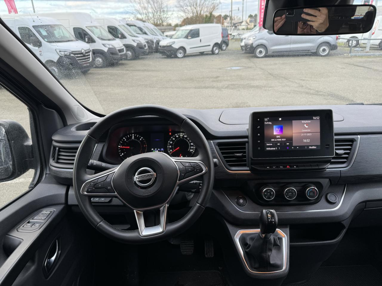 Nissan NV300 N-Connecta 3.0t L2H1 2.0 dCi - 150 - Stop/Start COMBI Combi L2H1 PHASE 2 - מכונית: תמונה 4 Nissan NV300 N-Connecta 3.0t L2H1 2.0 dCi - 150 - Stop/Start COMBI Combi L2H1 PHASE 2 - מכונית: תמונה 4