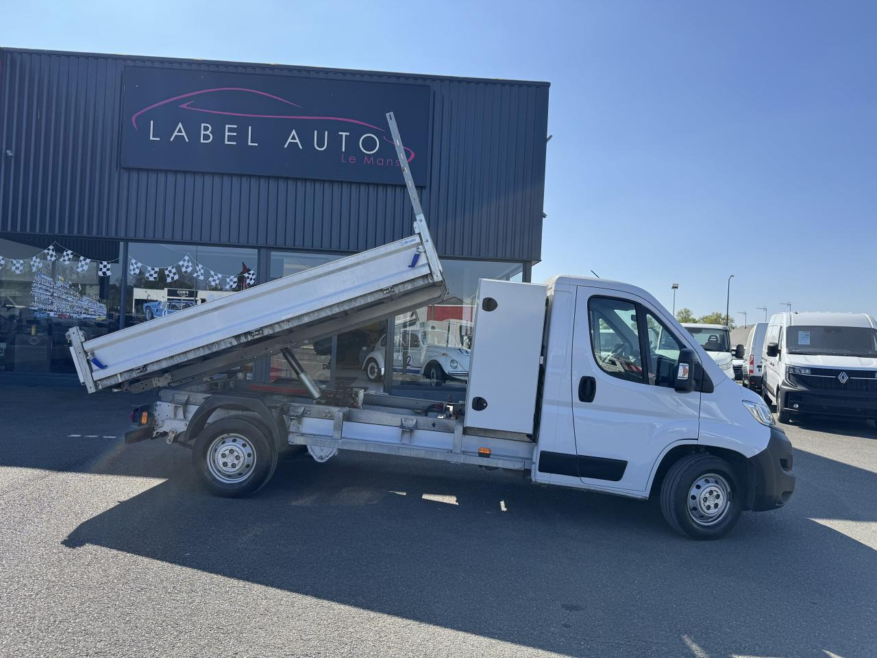 OPEL Movano 3.5t L2.2 BlueHDi Maxi 140CH BENNE COFFRE - כלי רכב מסחרי מזהיר: תמונה 1 OPEL Movano 3.5t L2.2 BlueHDi Maxi 140CH BENNE COFFRE - כלי רכב מסחרי מזהיר: תמונה 1