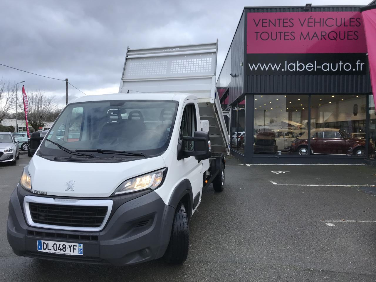 PEUGEOT BOXER 3T5 BENNE + COFFRE 2.2 HDI 165CH - כלי רכב מסחרי מזהיר: תמונה 3 PEUGEOT BOXER 3T5 BENNE + COFFRE 2.2 HDI 165CH - כלי רכב מסחרי מזהיר: תמונה 3