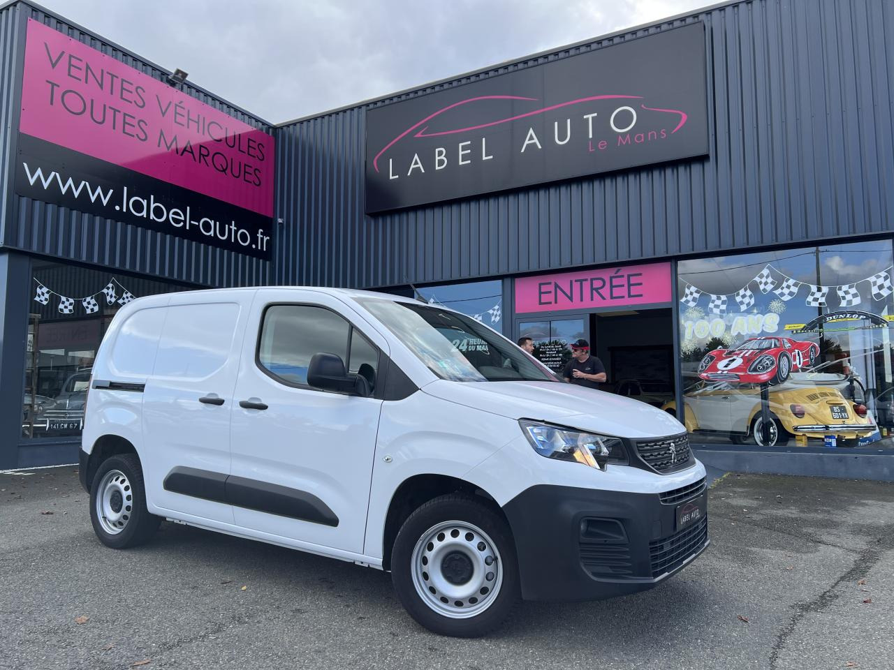 PEUGEOT PARTNER M 650KG 1.5 HDI 100CH ASPHALT 3 PLACES - כלי רכב מסחרי עם לוח: תמונה 1 PEUGEOT PARTNER M 650KG 1.5 HDI 100CH ASPHALT 3 PLACES - כלי רכב מסחרי עם לוח: תמונה 1