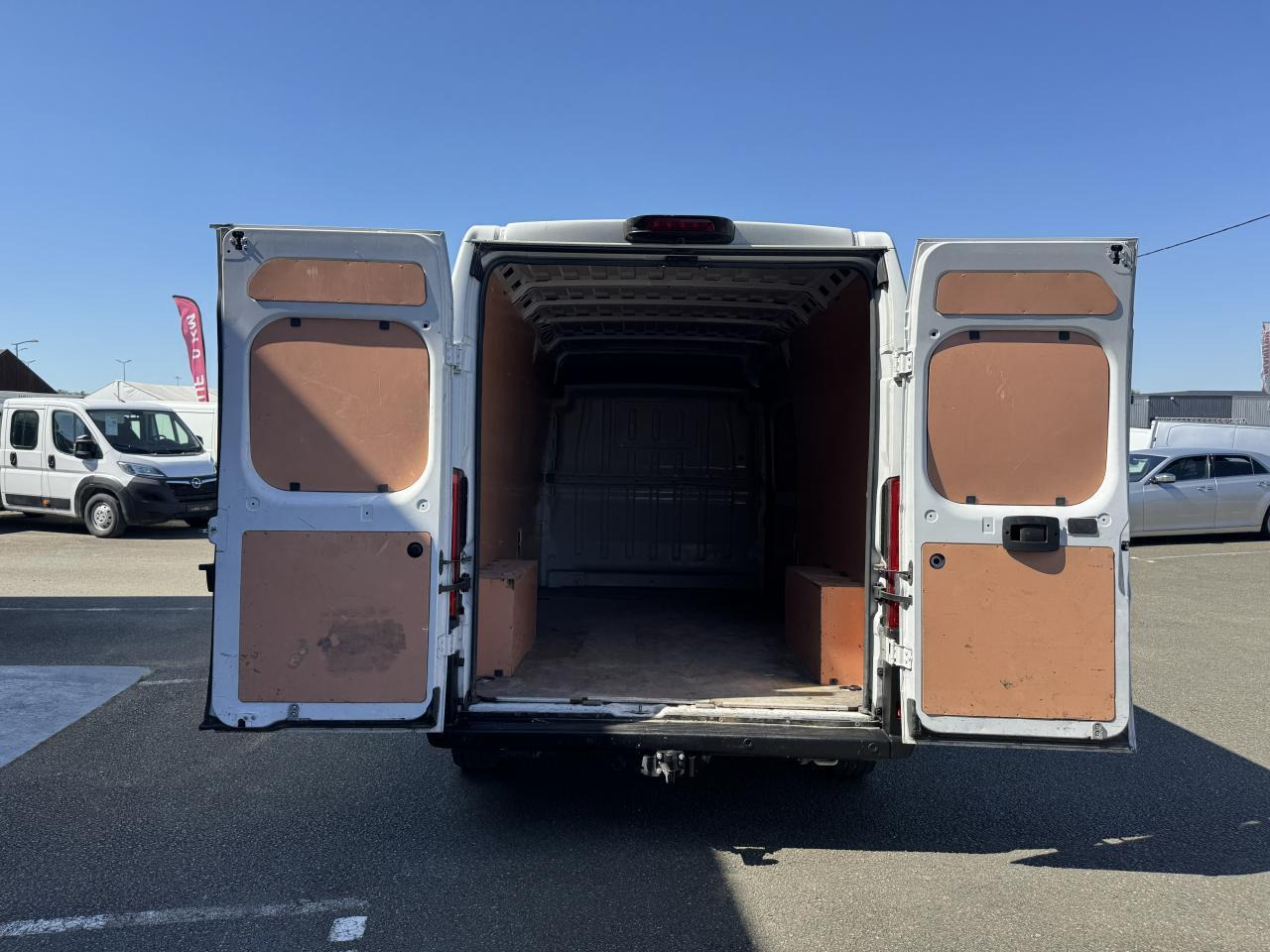 Peugeot Boxer L3H2 3.5 140CH BLUEHDI S&S PACK ASPHALT CONNECT - כלי רכב מסחרי עם לוח: תמונה 2 Peugeot Boxer L3H2 3.5 140CH BLUEHDI S&S PACK ASPHALT CONNECT - כלי רכב מסחרי עם לוח: תמונה 2