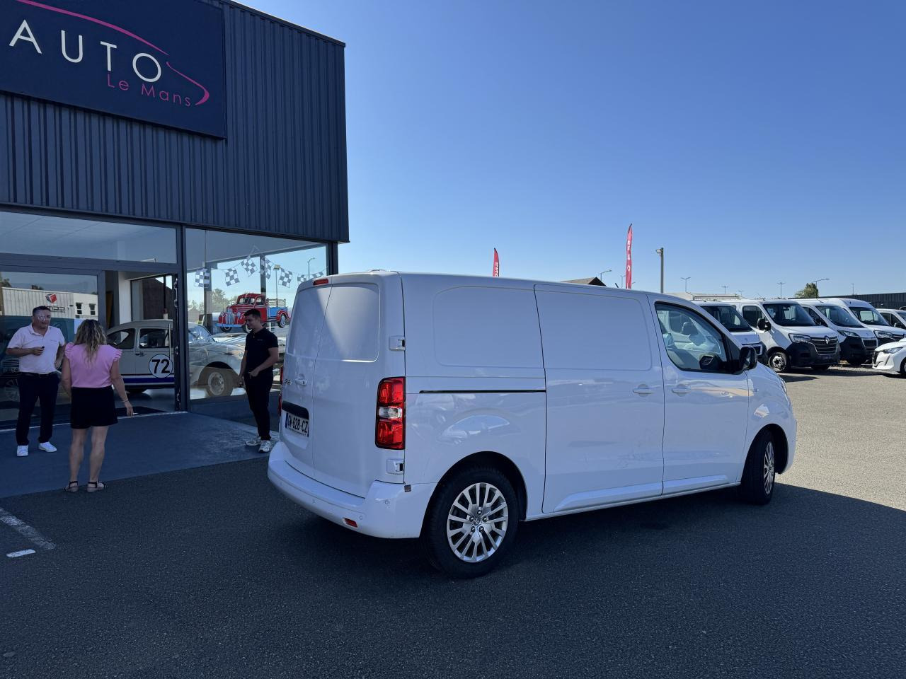 Peugeot Expert Standard 2.0 BlueHDi - 145 S&S - BV EAT8 III FOURGON Fourgon Asphalt PHASE 1 - כלי רכב מסחרי עם לוח: תמונה 5 Peugeot Expert Standard 2.0 BlueHDi - 145 S&S - BV EAT8 III FOURGON Fourgon Asphalt PHASE 1 - כלי רכב מסחרי עם לוח: תמונה 5