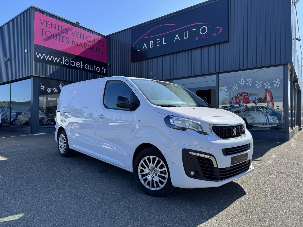 Peugeot Expert Standard 2.0 BlueHDi - 145 S&S - BV EAT8 III FOURGON Fourgon Asphalt PHASE 1 - כלי רכב מסחרי עם לוח: תמונה 1 Peugeot Expert Standard 2.0 BlueHDi - 145 S&S - BV EAT8 III FOURGON Fourgon Asphalt PHASE 1 - כלי רכב מסחרי עם לוח: תמונה 1