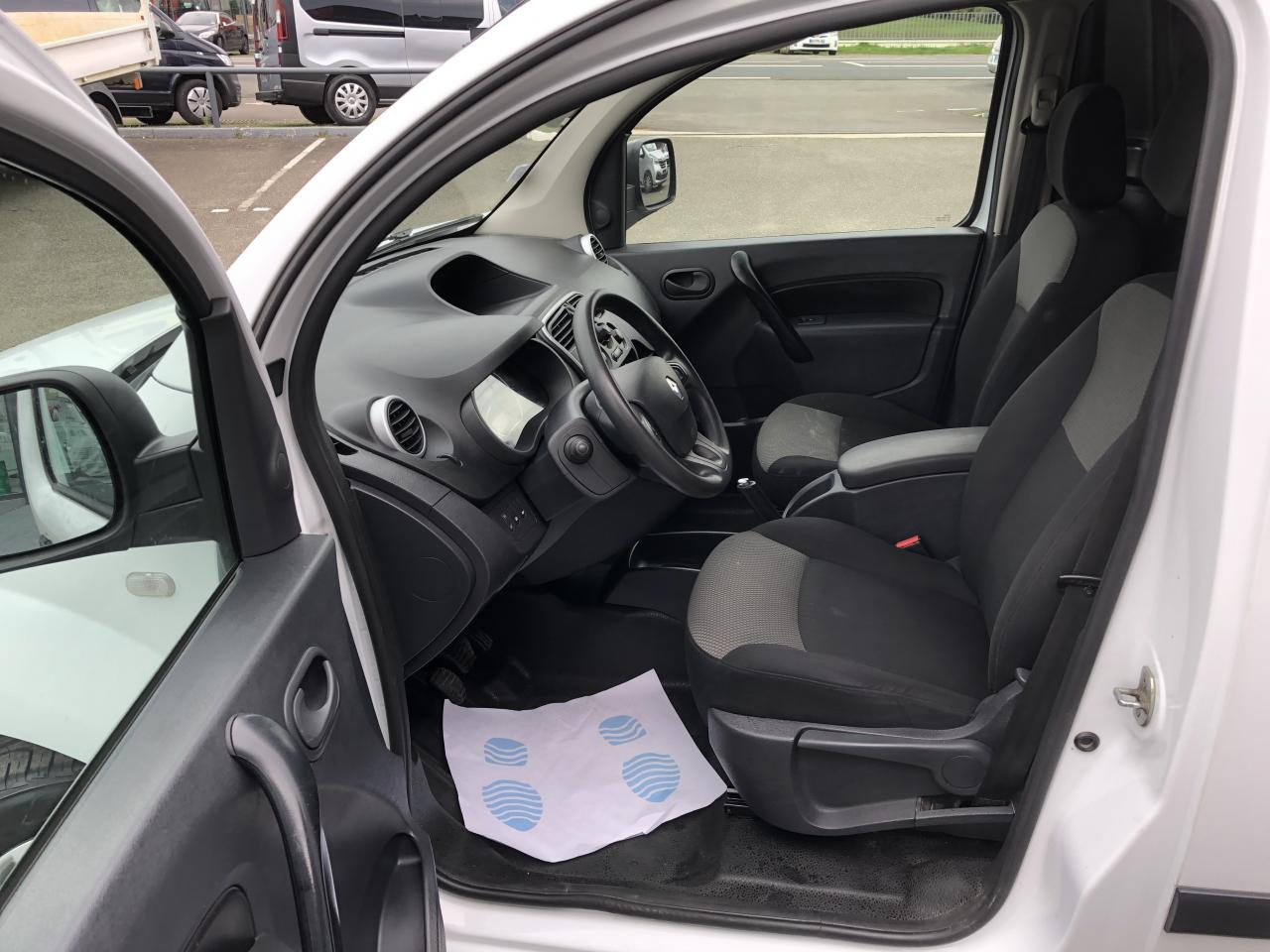 RENAULT KANGOO 1.5 DCI 80CH CONFORT - כלי רכב מסחרי עם לוח: תמונה 5 RENAULT KANGOO 1.5 DCI 80CH CONFORT - כלי רכב מסחרי עם לוח: תמונה 5