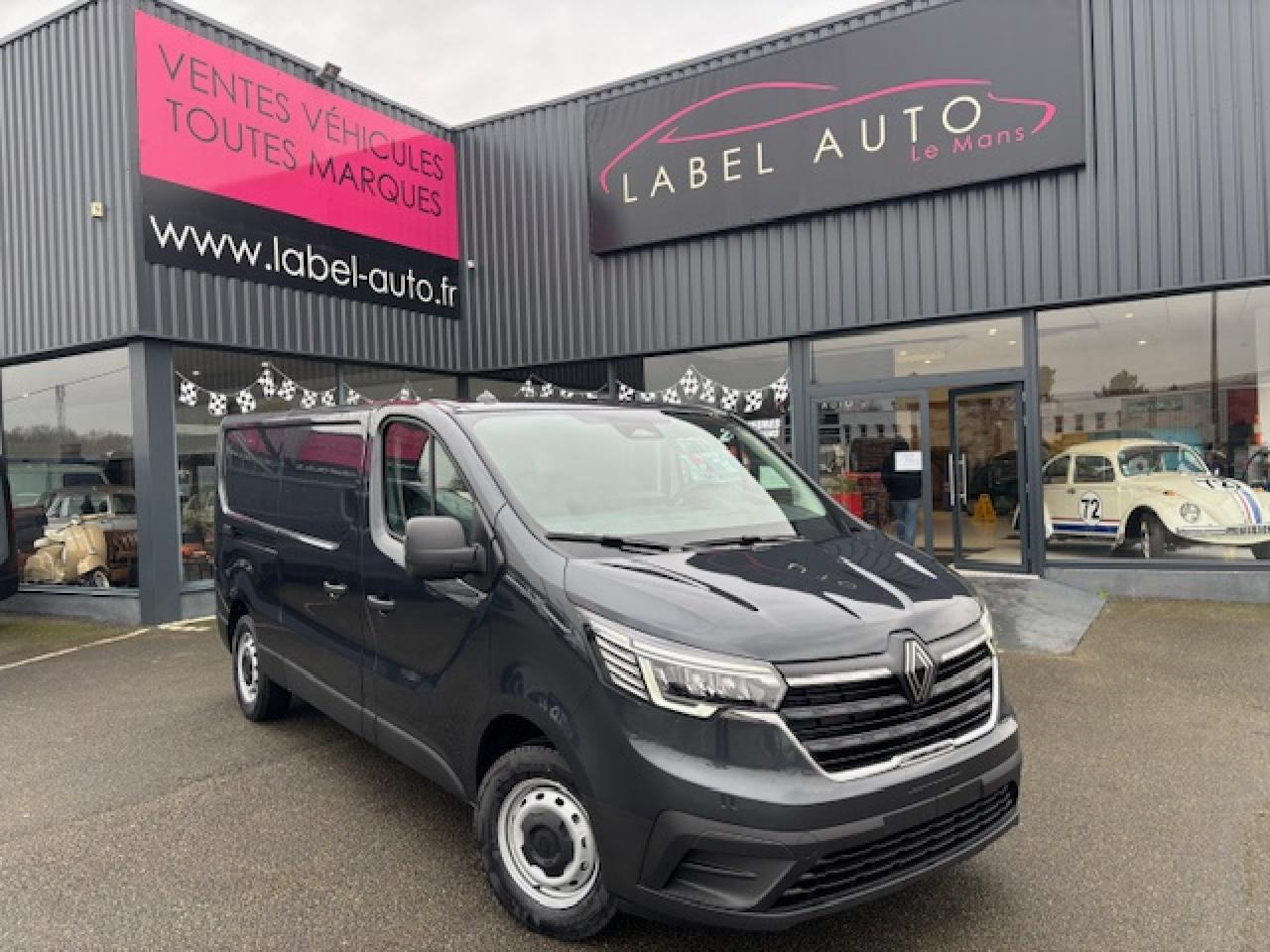 RENAULT Trafic L2H1 3000 Kg 2.0 Blue dCi - 150 - BV EDC Euro 6e III FOURGON Fourgon Grand Confort L2H1 PHAS - כלי רכב מסחרי עם לוח: תמונה 1 RENAULT Trafic L2H1 3000 Kg 2.0 Blue dCi - 150 - BV EDC Euro 6e III FOURGON Fourgon Grand Confort L2H1 PHAS - כלי רכב מסחרי עם לוח: תמונה 1