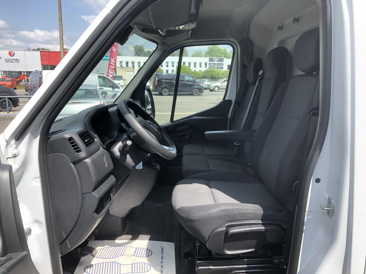 Renault Master F3300 L2H2 2.3 BLUE DCI 135CH GRAND CONFORT EURO6 - כלי רכב מסחרי עם לוח: תמונה 4 Renault Master F3300 L2H2 2.3 BLUE DCI 135CH GRAND CONFORT EURO6 - כלי רכב מסחרי עם לוח: תמונה 4