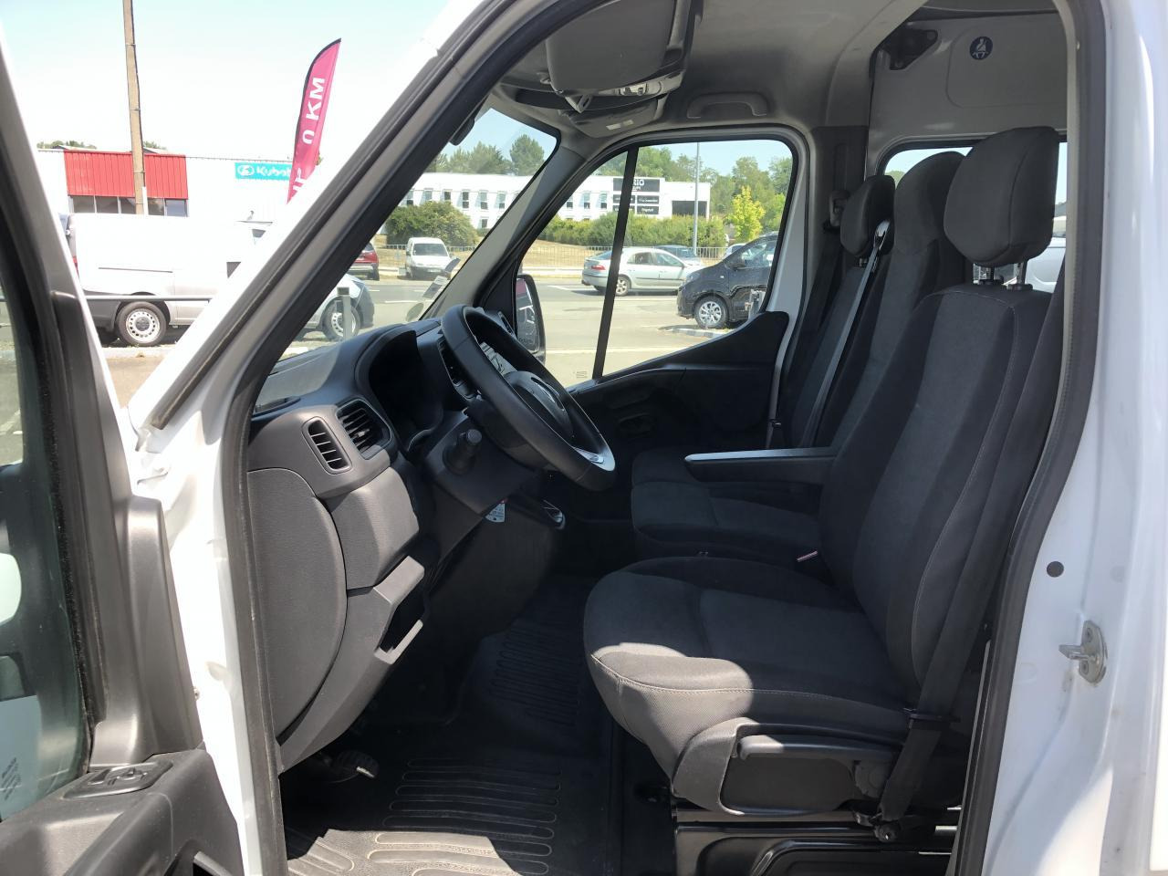 Renault Master F3300 L2H2 2.3 DCI 135CH CABINE APPROFONDIE CONFORT 7 PLACES - כלי רכב מסחרי קומבי: תמונה 4 Renault Master F3300 L2H2 2.3 DCI 135CH CABINE APPROFONDIE CONFORT 7 PLACES - כלי רכב מסחרי קומבי: תמונה 4