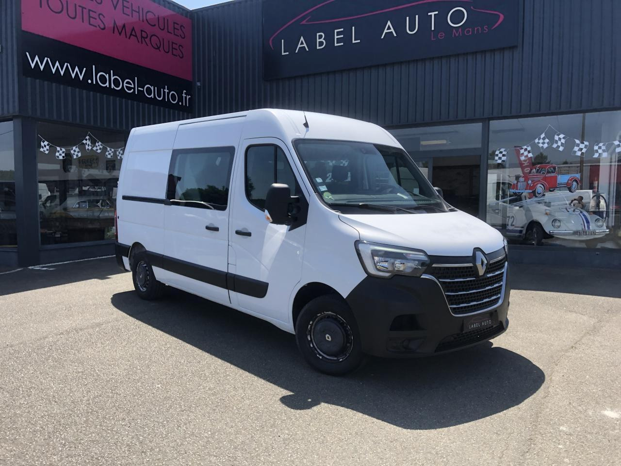 Renault Master F3300 L2H2 2.3 DCI 135CH CABINE APPROFONDIE CONFORT 7 PLACES - כלי רכב מסחרי קומבי: תמונה 1 Renault Master F3300 L2H2 2.3 DCI 135CH CABINE APPROFONDIE CONFORT 7 PLACES - כלי רכב מסחרי קומבי: תמונה 1