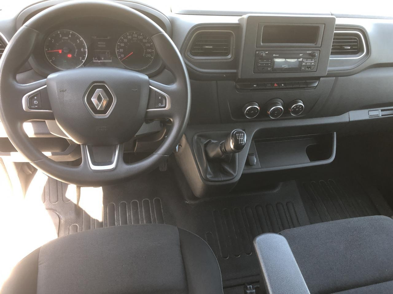 Renault Master F3300 L2H2 2.3 DCI 135CH CABINE APPROFONDIE CONFORT 7 PLACES - כלי רכב מסחרי קומבי: תמונה 3 Renault Master F3300 L2H2 2.3 DCI 135CH CABINE APPROFONDIE CONFORT 7 PLACES - כלי רכב מסחרי קומבי: תמונה 3