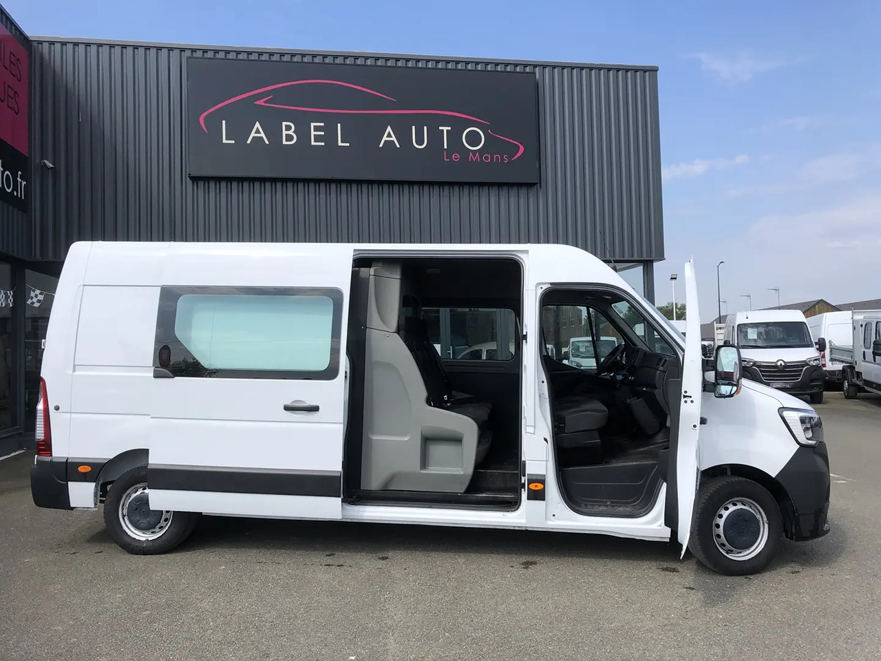 Renault Master F3300 L2H2 2.3 DCI 135CH CABINE APPROFONDIE CONFORT EURO6 - כלי רכב מסחרי קומבי: תמונה 1 Renault Master F3300 L2H2 2.3 DCI 135CH CABINE APPROFONDIE CONFORT EURO6 - כלי רכב מסחרי קומבי: תמונה 1