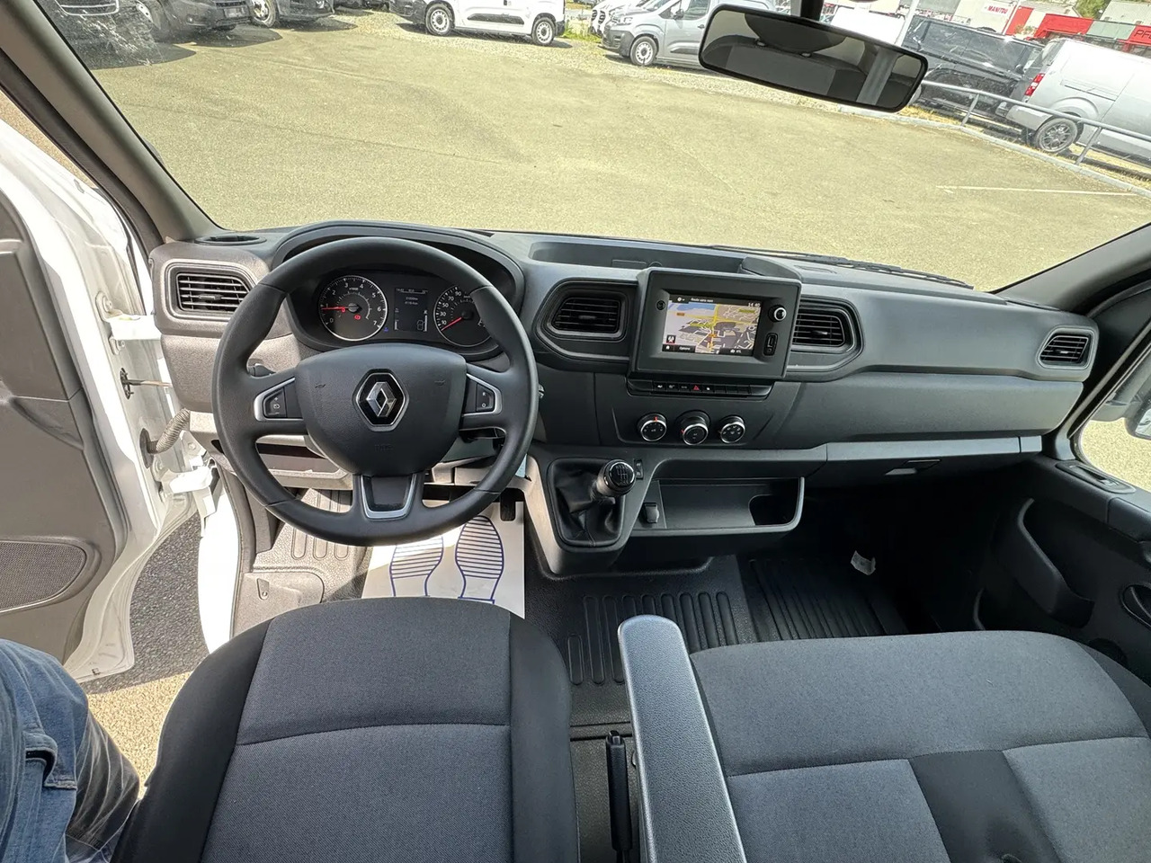 Renault Master F3500 L3H1 2.3 BLUE DCI 145CH CONFORT EUROVI - כלי רכב מסחרי עם תיבה: תמונה 3 Renault Master F3500 L3H1 2.3 BLUE DCI 145CH CONFORT EUROVI - כלי רכב מסחרי עם תיבה: תמונה 3