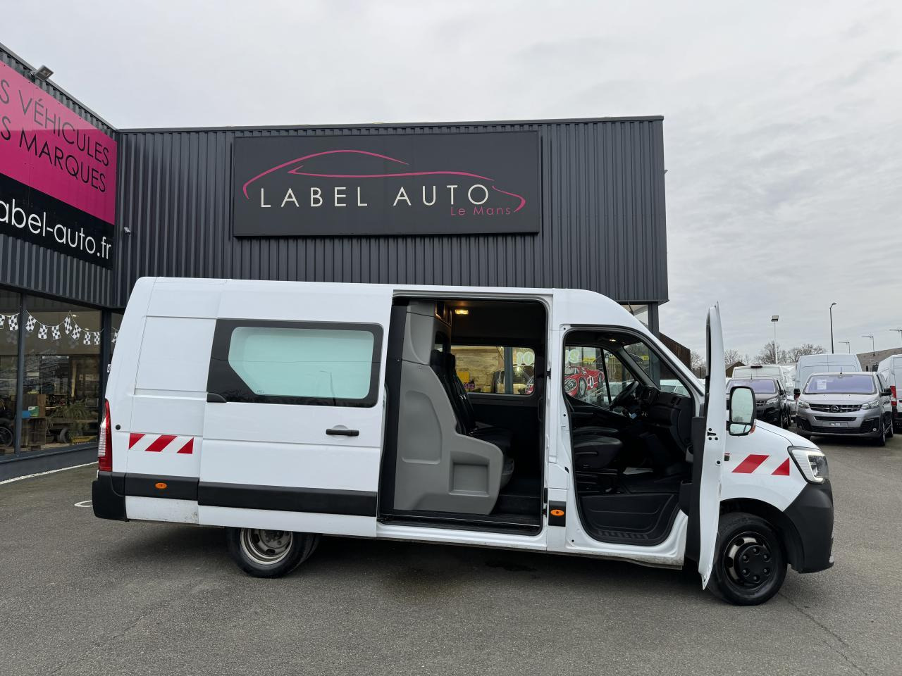 Renault Master F3500 L3H2 2.3 BLUE DCI 135CH CABINE APPROFONDIE 6 PLACES GRAND CONFORT - כלי רכב מסחרי קומבי: תמונה 1 Renault Master F3500 L3H2 2.3 BLUE DCI 135CH CABINE APPROFONDIE 6 PLACES GRAND CONFORT - כלי רכב מסחרי קומבי: תמונה 1