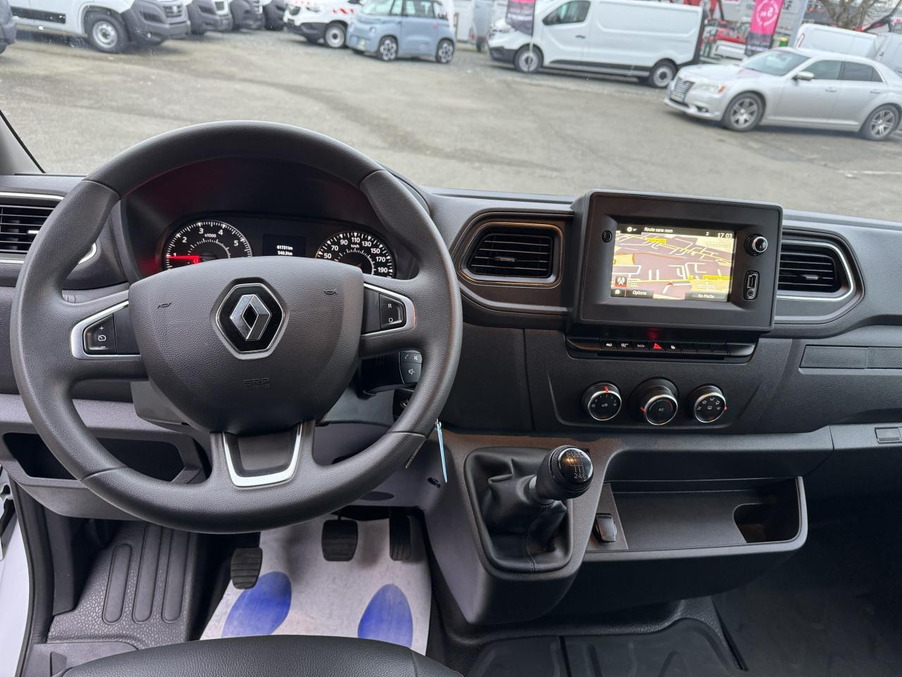 Renault Master F3500 L3H2 2.3 BLUE DCI 135CH CABINE APPROFONDIE 6 PLACES GRAND CONFORT - כלי רכב מסחרי קומבי: תמונה 4 Renault Master F3500 L3H2 2.3 BLUE DCI 135CH CABINE APPROFONDIE 6 PLACES GRAND CONFORT - כלי רכב מסחרי קומבי: תמונה 4
