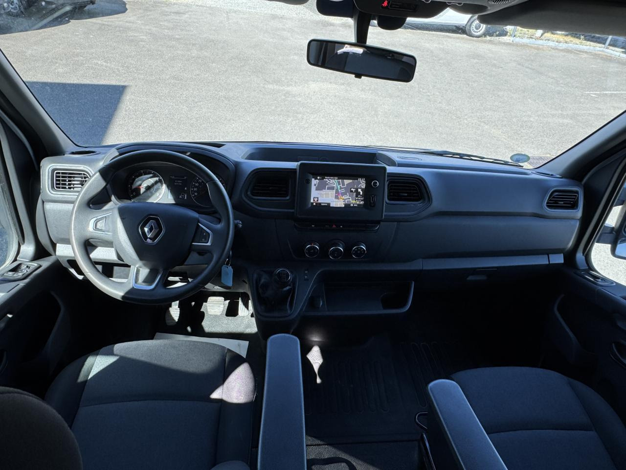 Renault Master RENAULT 3T5 BENNE + COFFRE RJ DOUBLE CABINE 6 PL 2.3 DCI 130 CH CONFORT + GPS + REGUL + CLIM - כלי רכב מסחרי מזהיר: תמונה 3 Renault Master RENAULT 3T5 BENNE + COFFRE RJ DOUBLE CABINE 6 PL 2.3 DCI 130 CH CONFORT + GPS + REGUL + CLIM - כלי רכב מסחרי מזהיר: תמונה 3