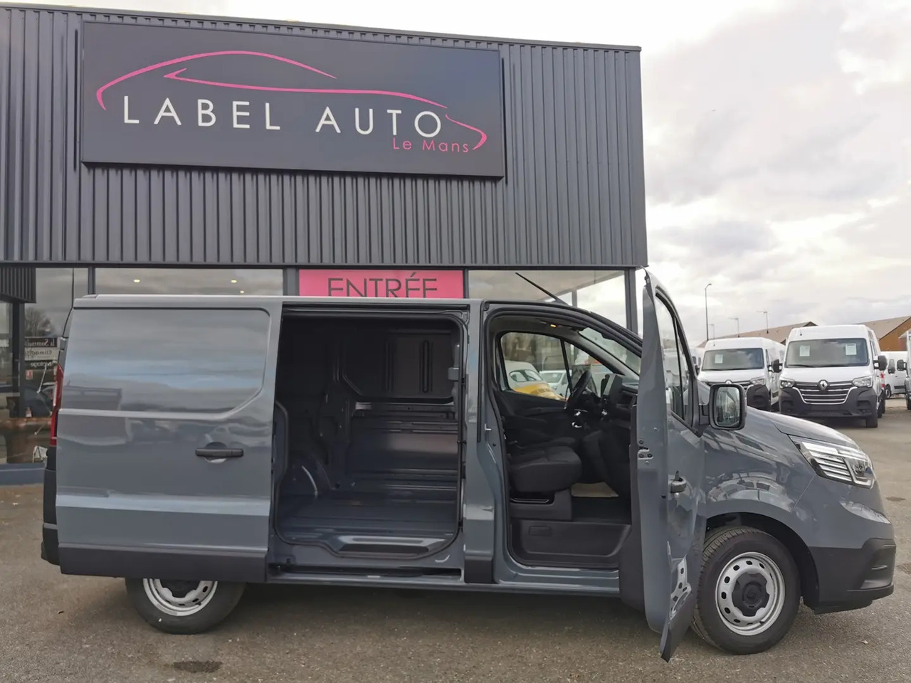 כלי רכב מסחרי עם לוח Renault Trafic L2H1 3T 2.0 BLUE DCI 170CH ADVANCE: תמונה 8