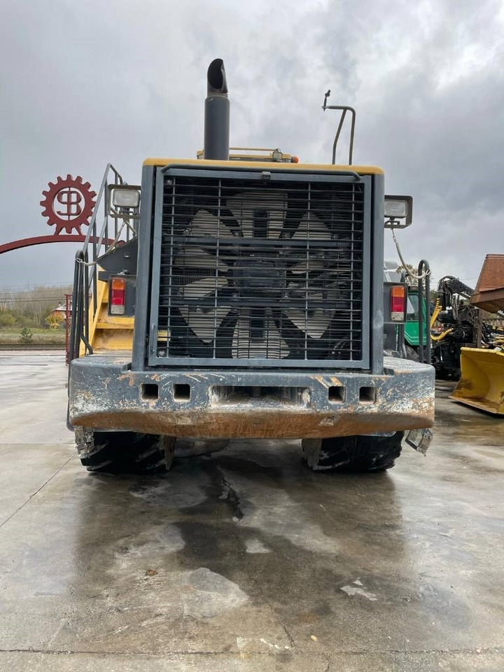 Komatsu WA 600-6 - מעמיס גלגלים: תמונה 3 Komatsu WA 600-6 - מעמיס גלגלים: תמונה 3