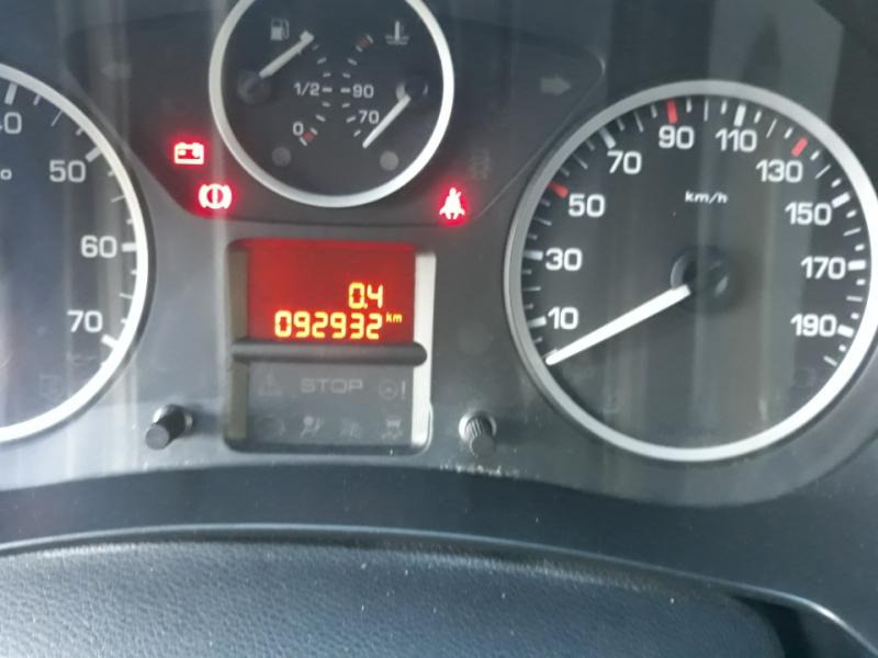 Citroën Berlingo Blue HDI 100 Frigo - כלי רכב מסחרי לקירור: תמונה 4 Citroën Berlingo Blue HDI 100 Frigo - כלי רכב מסחרי לקירור: תמונה 4