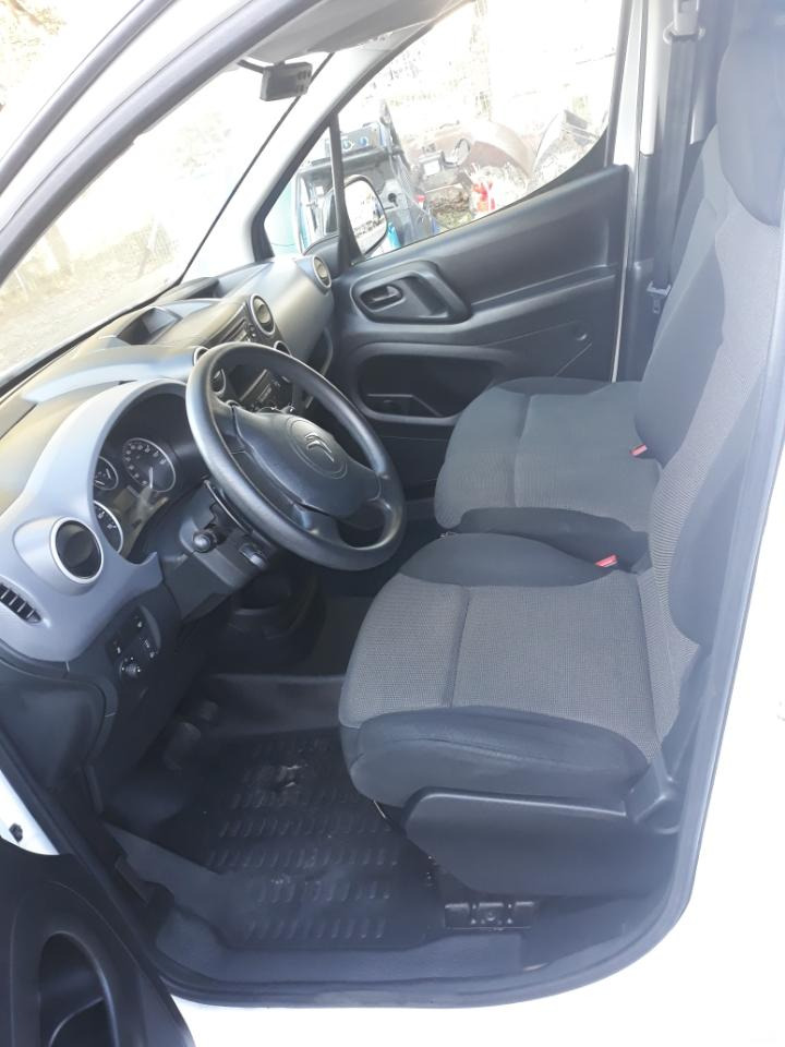 Citroën Berlingo Blue HDI 100 Frigo - כלי רכב מסחרי לקירור: תמונה 2 Citroën Berlingo Blue HDI 100 Frigo - כלי רכב מסחרי לקירור: תמונה 2