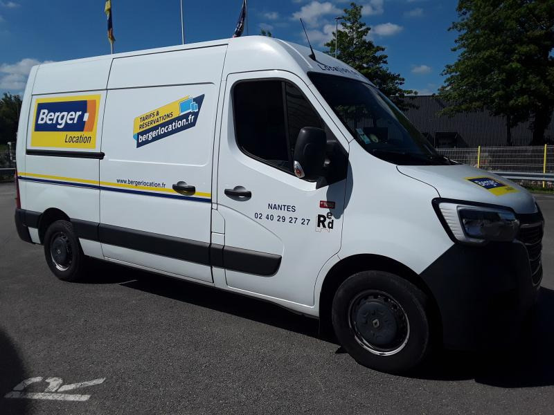 RENAULT MASTER L2H2 10m3 135CH - כלי רכב מסחרי עם לוח: תמונה 1 RENAULT MASTER L2H2 10m3 135CH - כלי רכב מסחרי עם לוח: תמונה 1