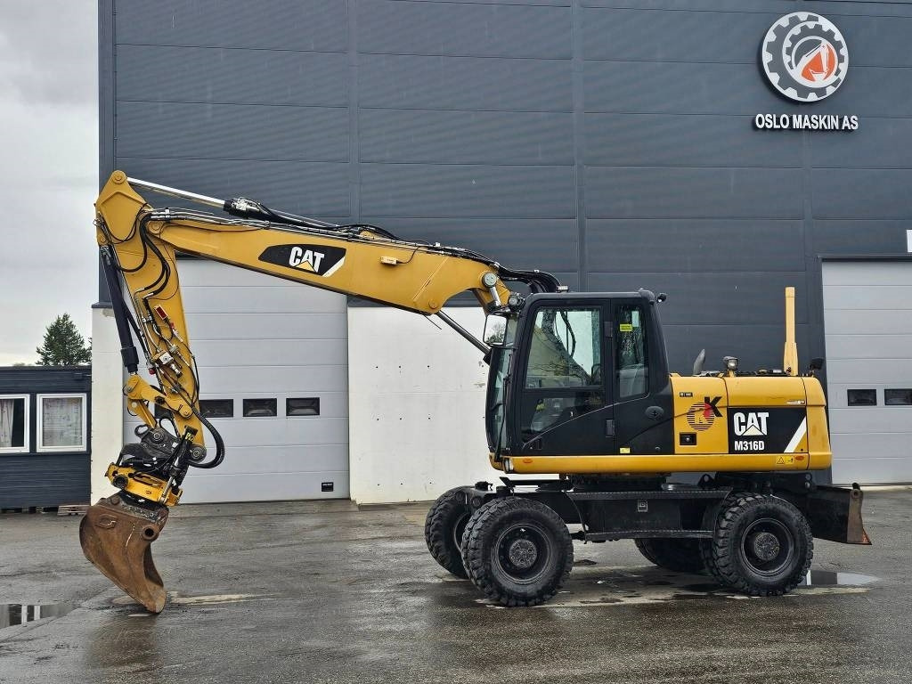 CAT M 316 D - מחפר גלגלים: תמונה 2 CAT M 316 D - מחפר גלגלים: תמונה 2