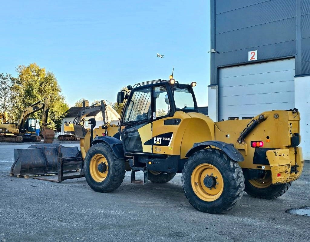 CAT TH 360 B - מפעיל טלסקופי: תמונה 4 CAT TH 360 B - מפעיל טלסקופי: תמונה 4