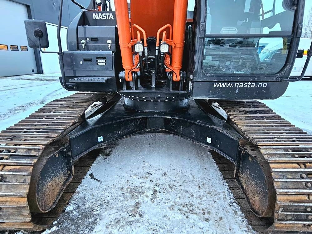 מחפר סורק Hitachi ZX 210 LC-6: תמונה 21