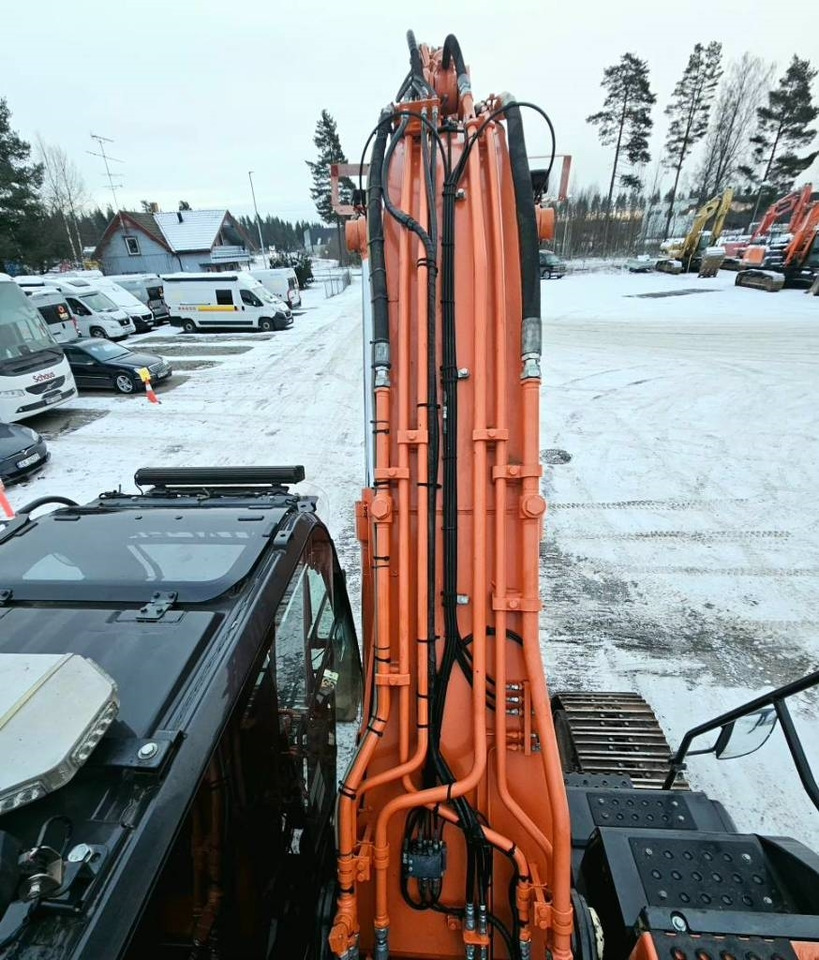 מחפר סורק Hitachi ZX 210 LC-6: תמונה 29
