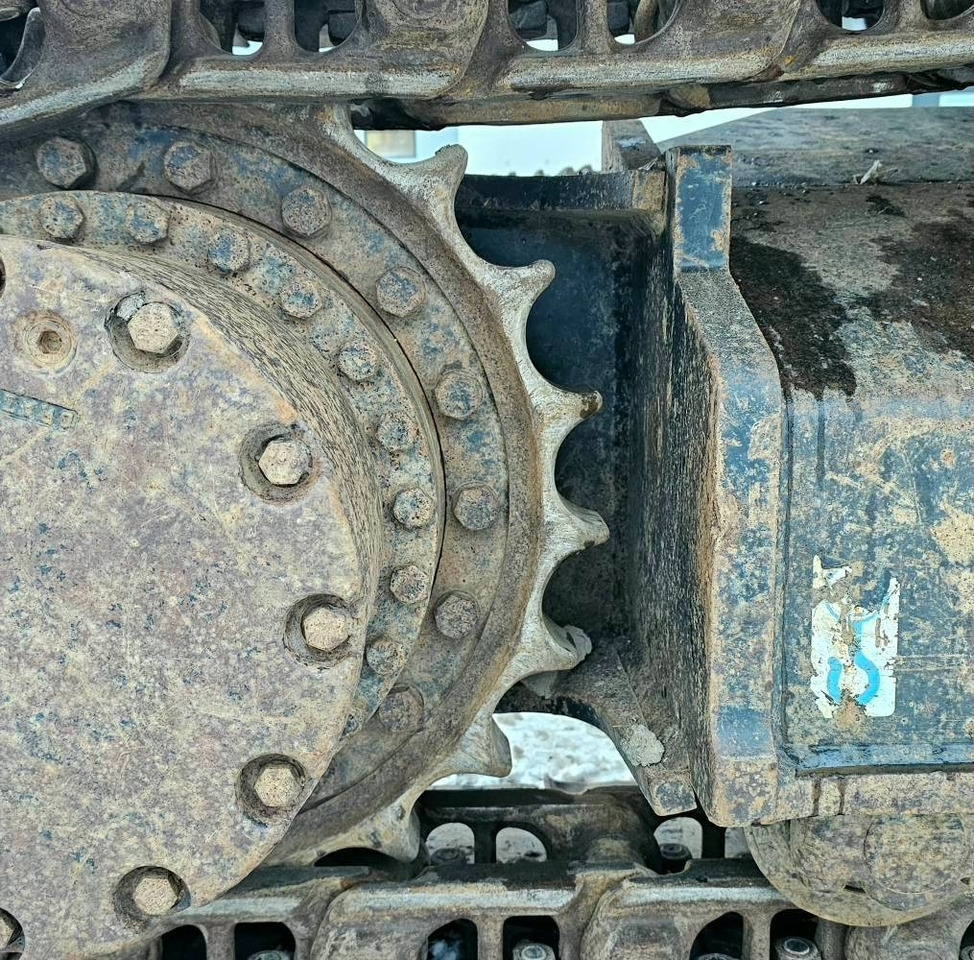 מחפר סורק Hitachi ZX 210 LC-6: תמונה 14