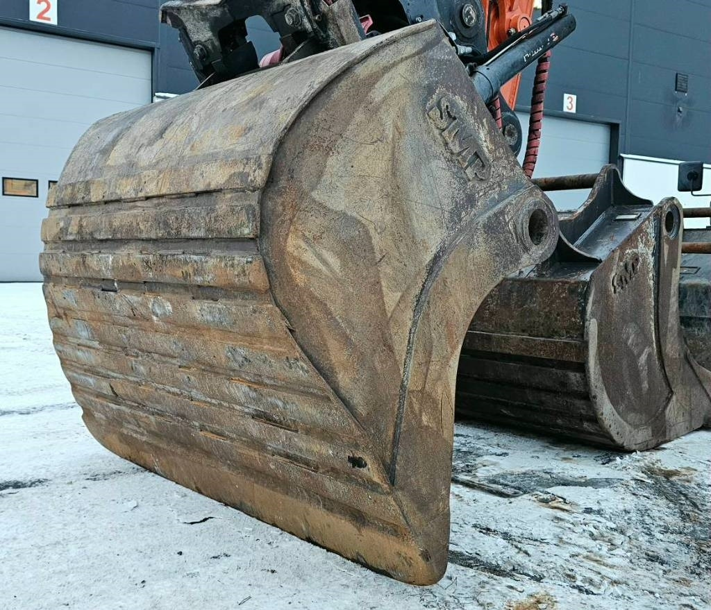 מחפר סורק Hitachi ZX 210 LC-6: תמונה 39