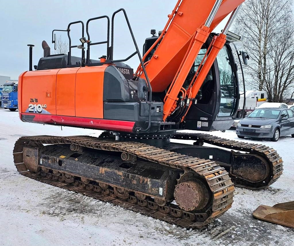 מחפר סורק Hitachi ZX 210 LC-6: תמונה 9