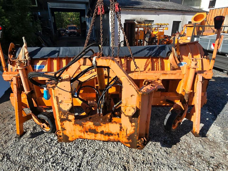 BeilhacK PV 30-4 Schneepflug Schneeschild Schneeschieber Winterdienst Schmidt für Unimog LKW U400 500 405 430 530 - מחרשת שלג: תמונה 3 BeilhacK PV 30-4 Schneepflug Schneeschild Schneeschieber Winterdienst Schmidt für Unimog LKW U400 500 405 430 530 - מחרשת שלג: תמונה 3