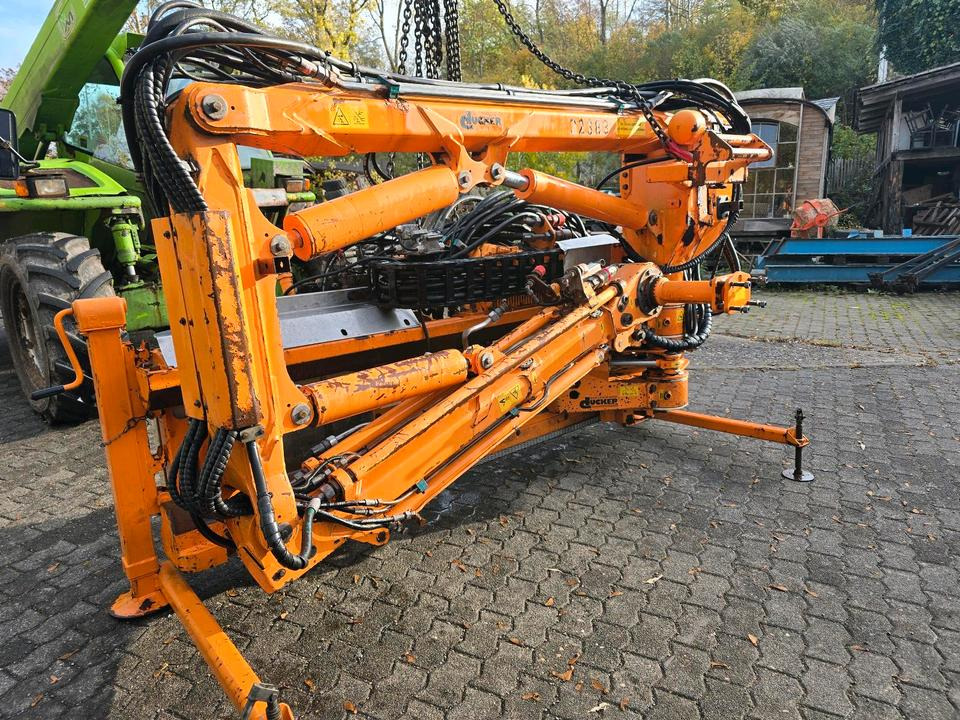 Dücker DUA 800 für Fendt Deutz Böschungsmäher Böschungsmulcher Traktor Bankettmäher 800 600 Mulag Una MHU - מכסחת זרוע: תמונה 5 Dücker DUA 800 für Fendt Deutz Böschungsmäher Böschungsmulcher Traktor Bankettmäher 800 600 Mulag Una MHU - מכסחת זרוע: תמונה 5